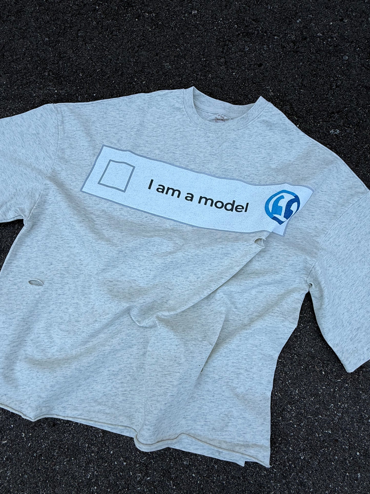 “I AM A MODEL“ Tee